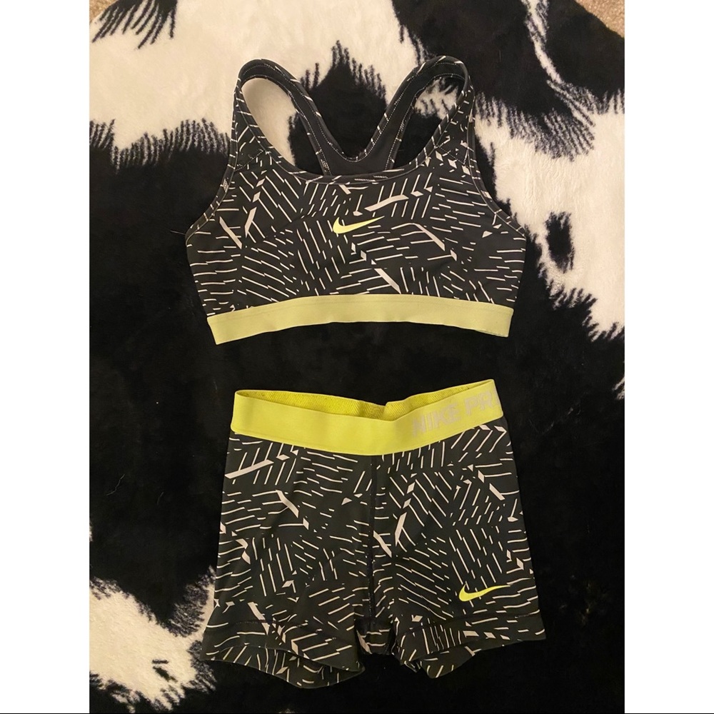 Nike Pro Sports Bra + Shorts Bundle